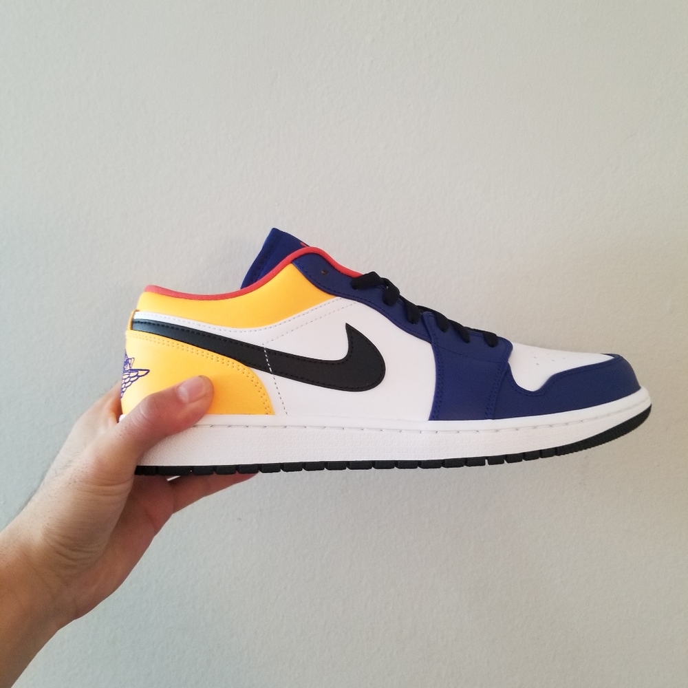 BRAND NEW JORDAN 1 LOW ROYAL YELLOW SIZE 10.5 MENS